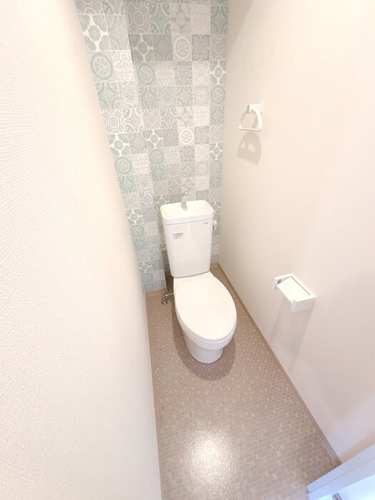 物件内観写真12　(トイレ)
