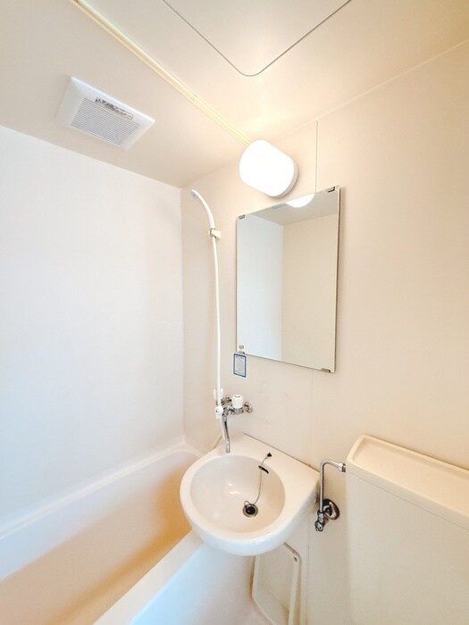 物件内観写真13　(洗面)