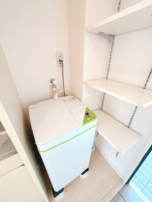 物件内観写真17　(洗濯機置場)