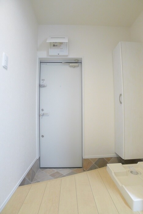 物件内観写真18　(洗濯機置場)