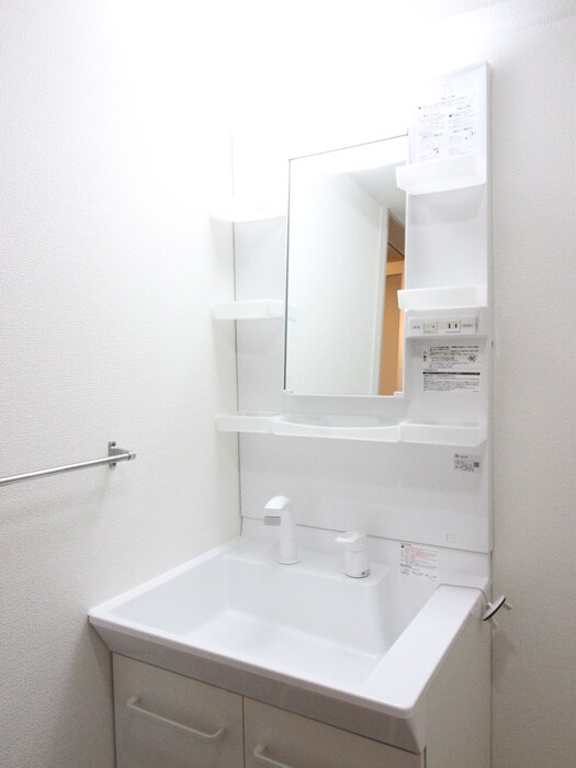 物件内観写真12　(洗面)