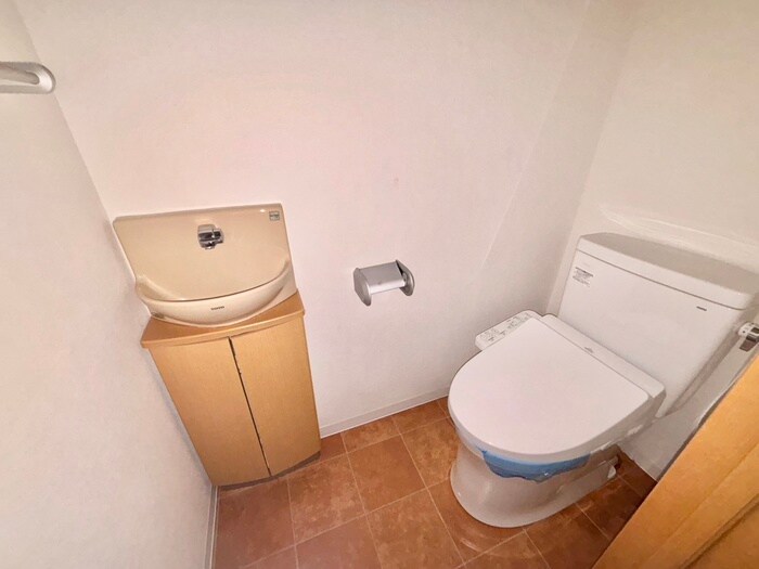 物件内観写真5　(トイレ)