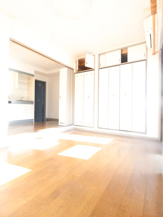 物件内観写真14　(居室)