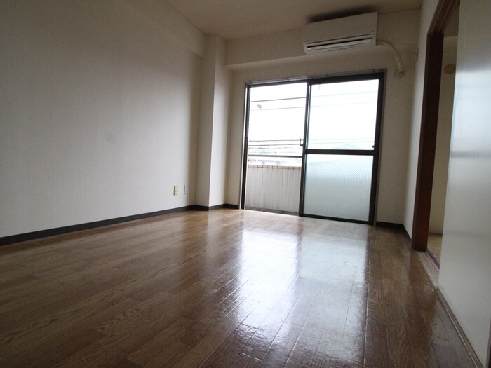 エスポワ－ル野川の居室