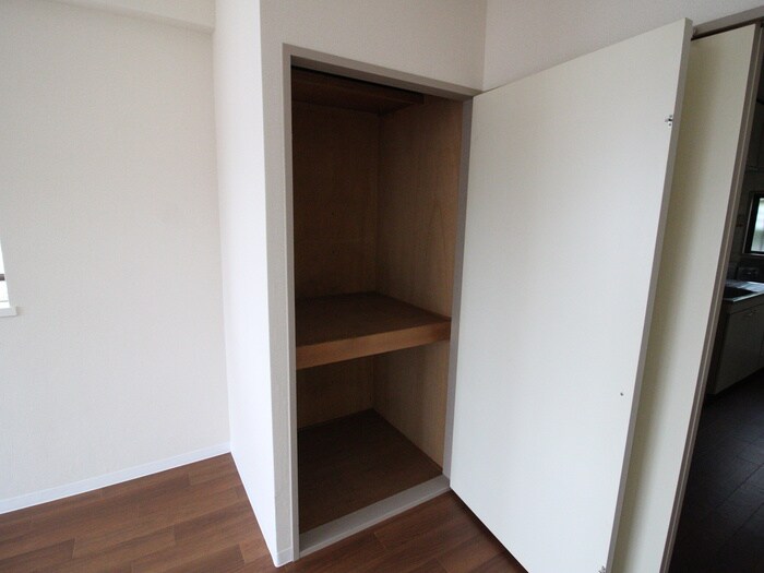 エスポワ－ル野川の収納