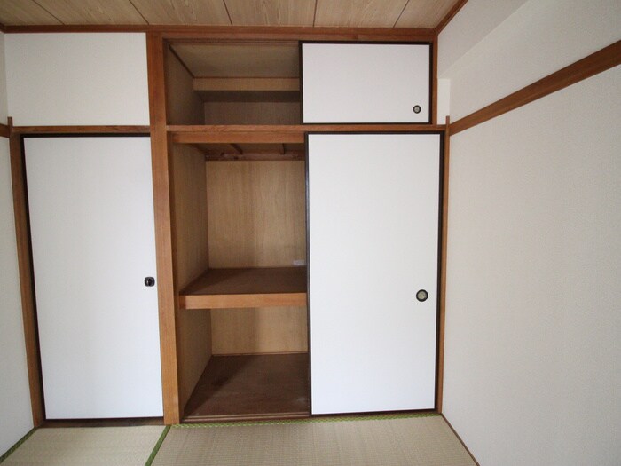 エスポワ－ル野川の収納