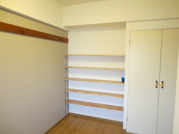 物件内観写真12　(収納)
