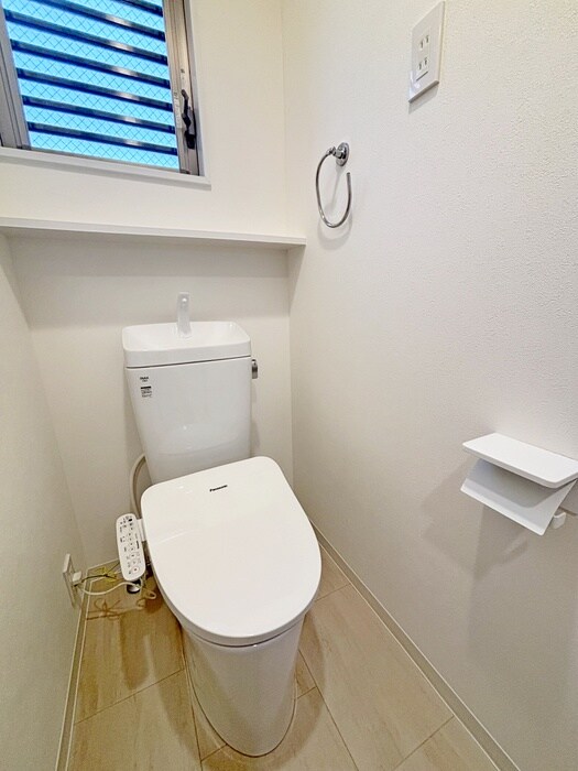 物件内観写真14　(トイレ)