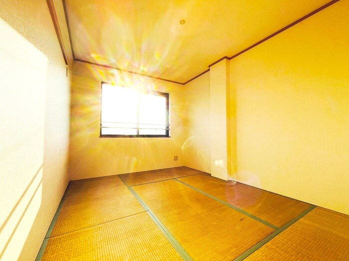 物件内観写真9　(居室)