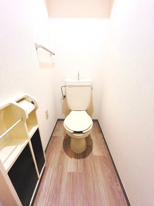 物件内観写真12　(トイレ)