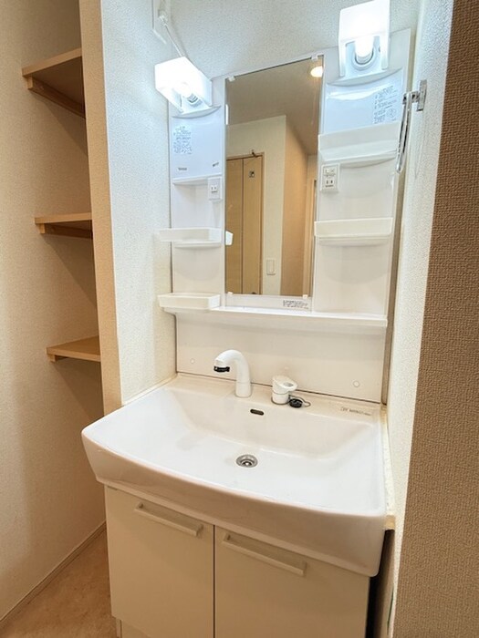 物件内観写真10　(洗面)