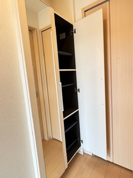 物件内観写真11　(靴箱)