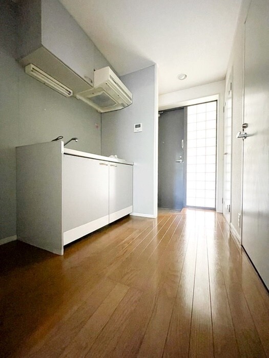 物件内観写真10　(廊下)