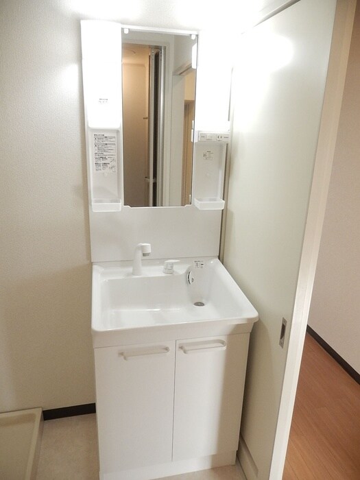 物件内観写真13　(洗面)