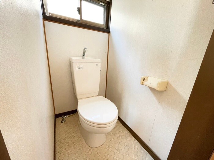 物件内観写真12　(トイレ)