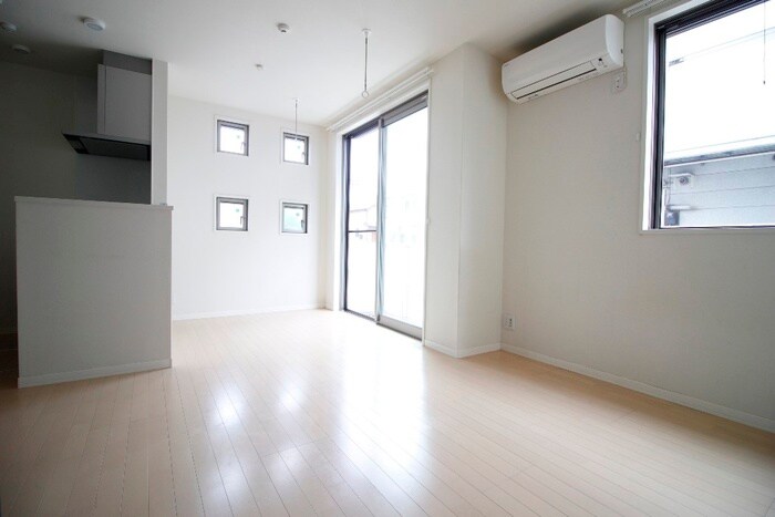 物件内観写真9　(居室)