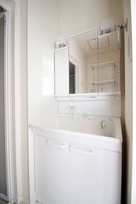 物件内観写真15　(洗面)