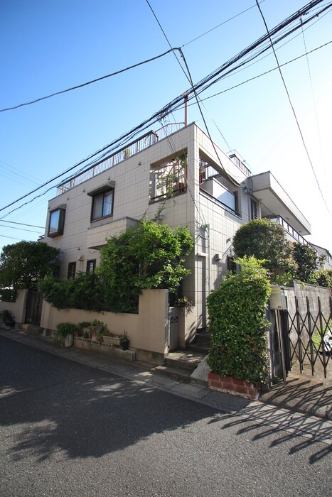 石井ハイツのエントランス部分