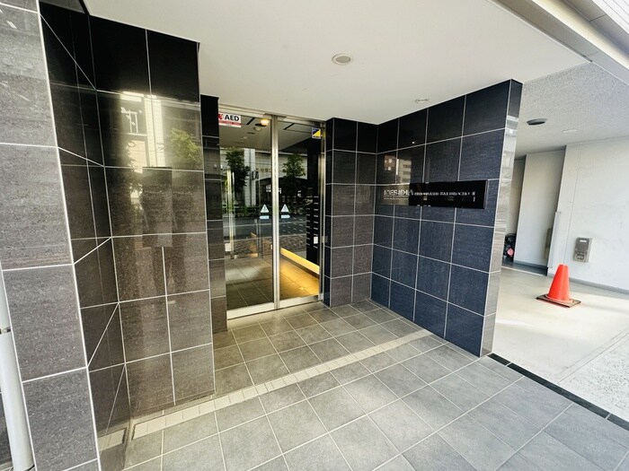 物件外観写真2　(同型モデル)