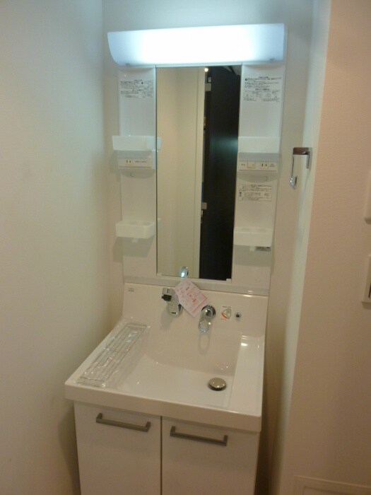 物件内観写真9　(洗面)