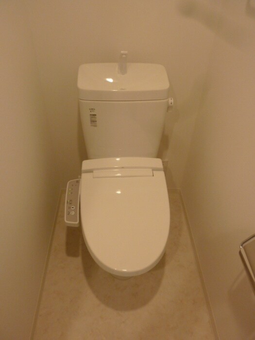 物件内観写真16　(トイレ)