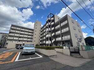カステル蓮沼（307）外観写真