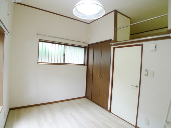 物件内観写真7　(居室)