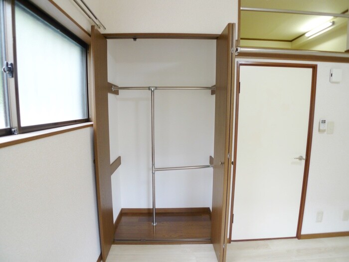 物件内観写真13　(収納)