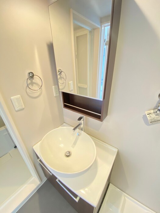 物件内観写真9　(洗面)