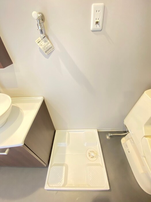 物件内観写真11　(洗濯機置場)