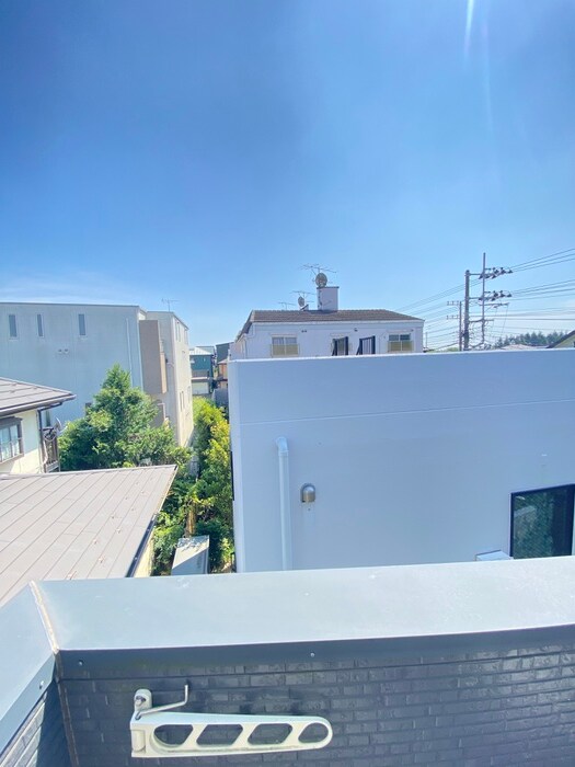 物件内観写真22　(室内からの展望)