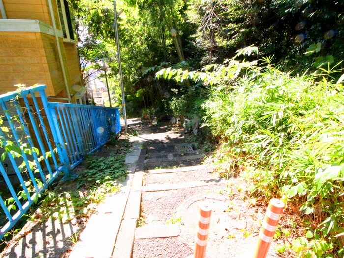 物件外観写真4　(周辺環境)