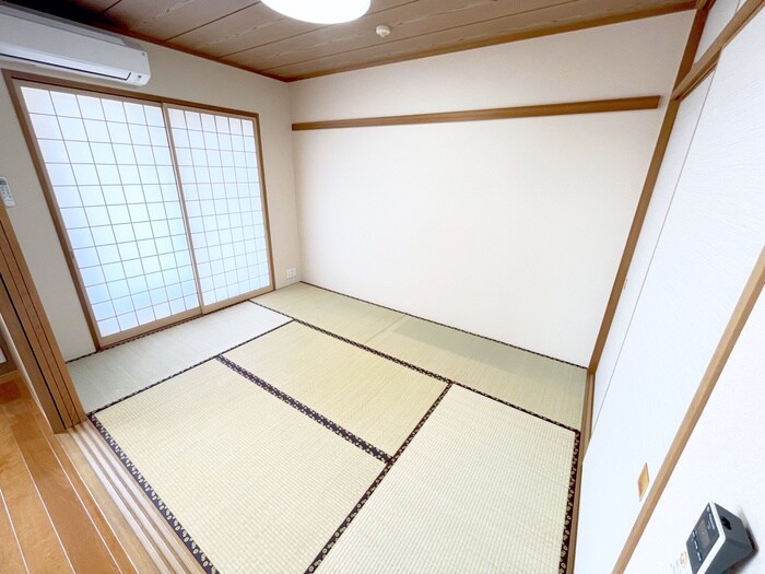 物件内観写真11　(居室)