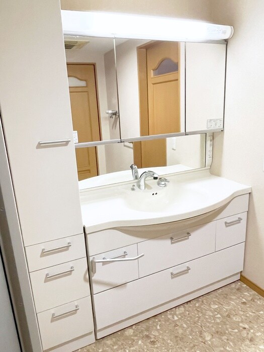 物件内観写真16　(洗面)