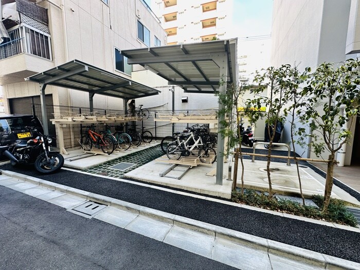 物件外観写真6　(駐輪場)