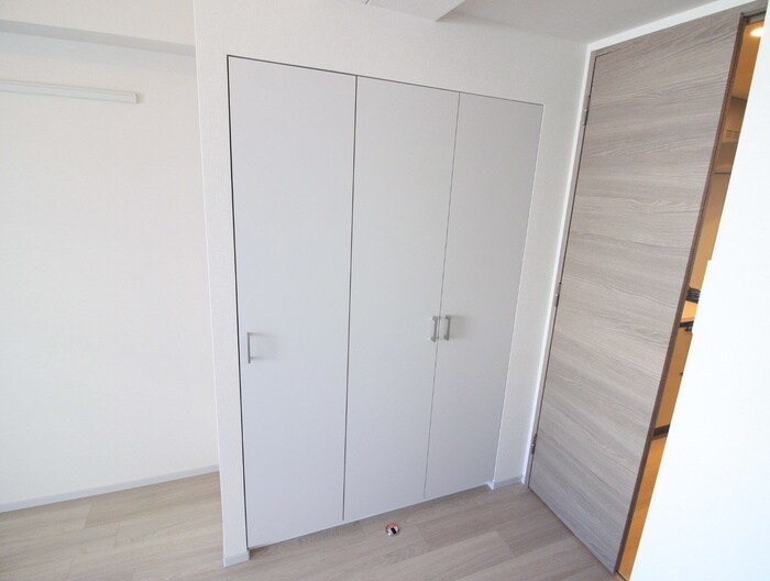 物件内観写真13　(収納)