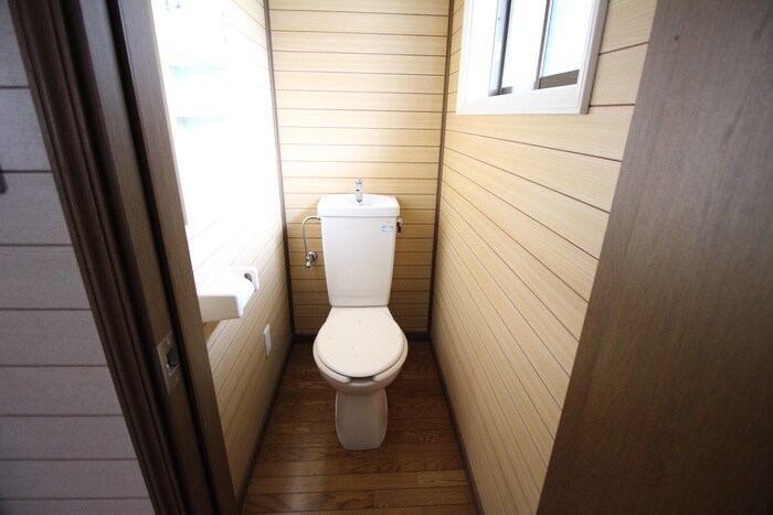 物件内観写真12　(トイレ)