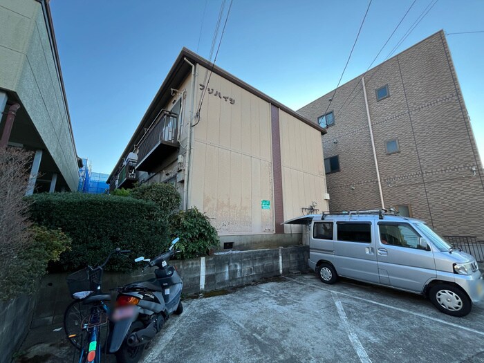 物件外観写真1　(外観写真)