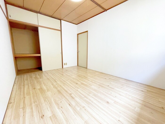 物件内観写真5　(居室)