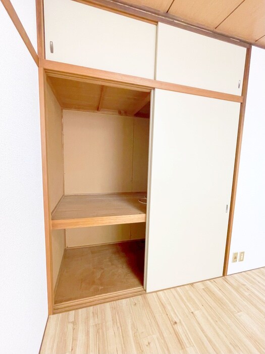 物件内観写真11　(収納)