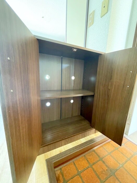 物件内観写真12　(靴箱)