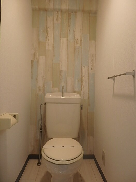 物件内観写真12　(トイレ)