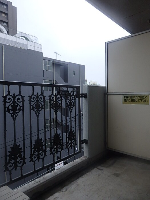 物件内観写真16　(ベランダ・バルコニー)