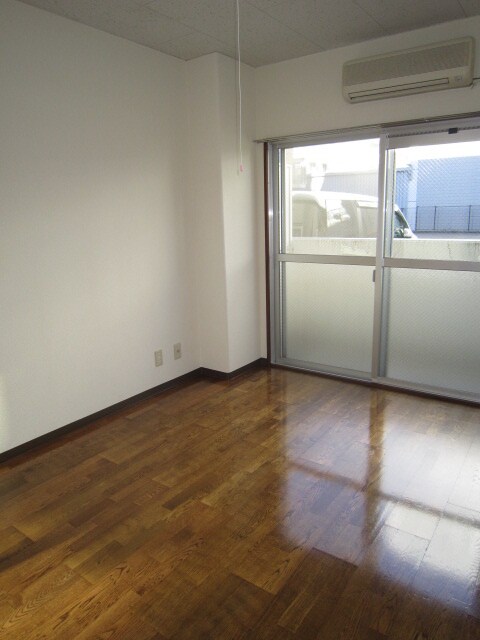 物件内観写真17　(居室)