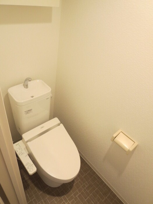 物件内観写真12　(トイレ)