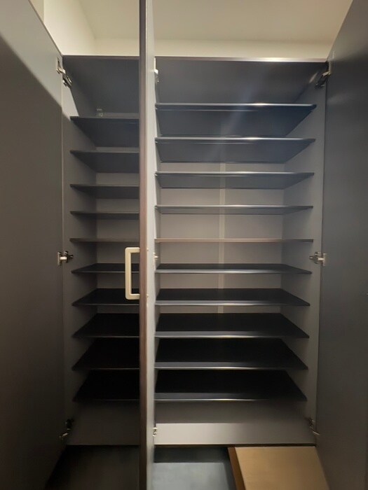 トーカンマンション南青山(103)の靴箱