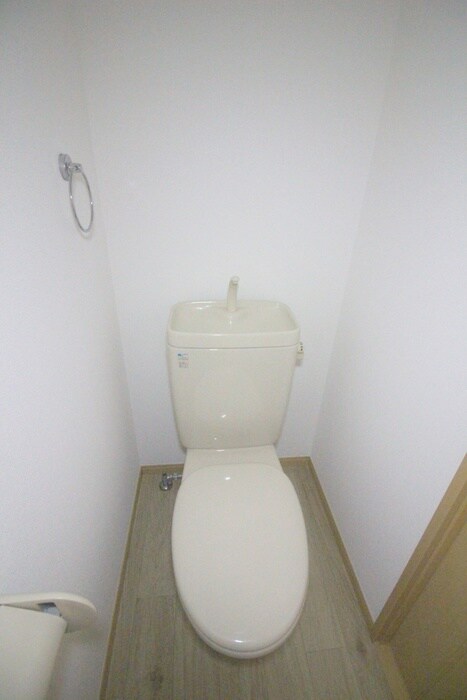 物件内観写真7　(トイレ)