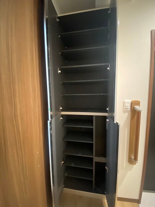 物件内観写真10　(靴箱)