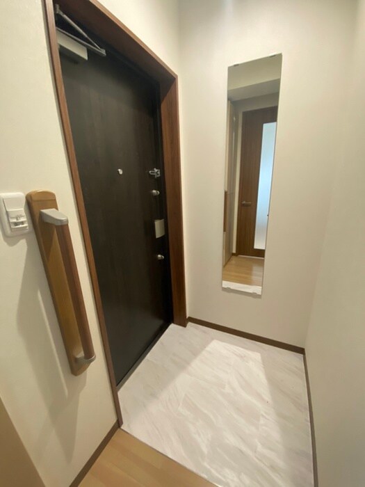 物件内観写真20　(玄関)