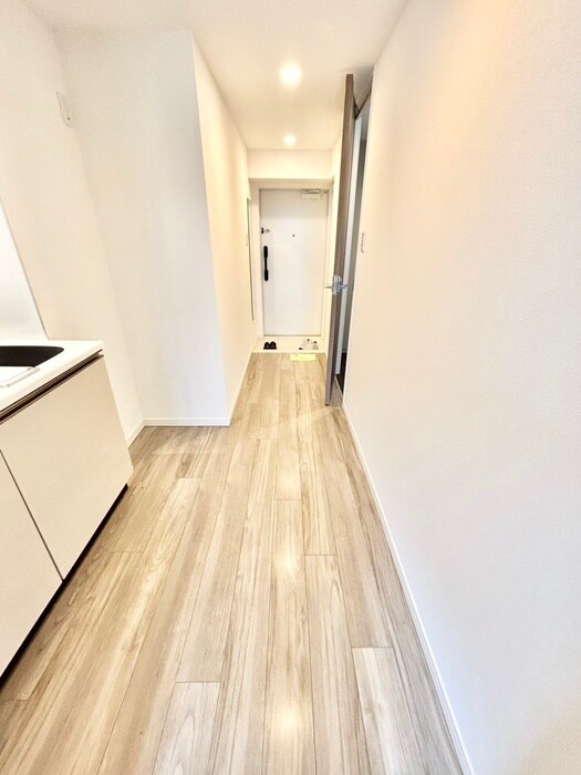 物件内観写真18　(廊下)